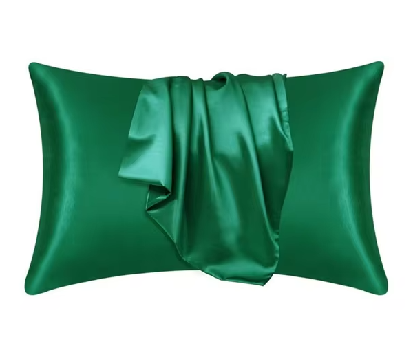 Pillowcase made of Thai silk green