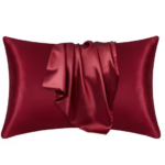 Pillowcase made of Thai silk red