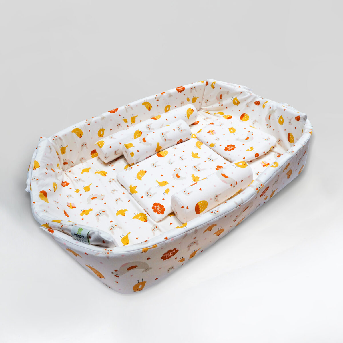 Baby crib set