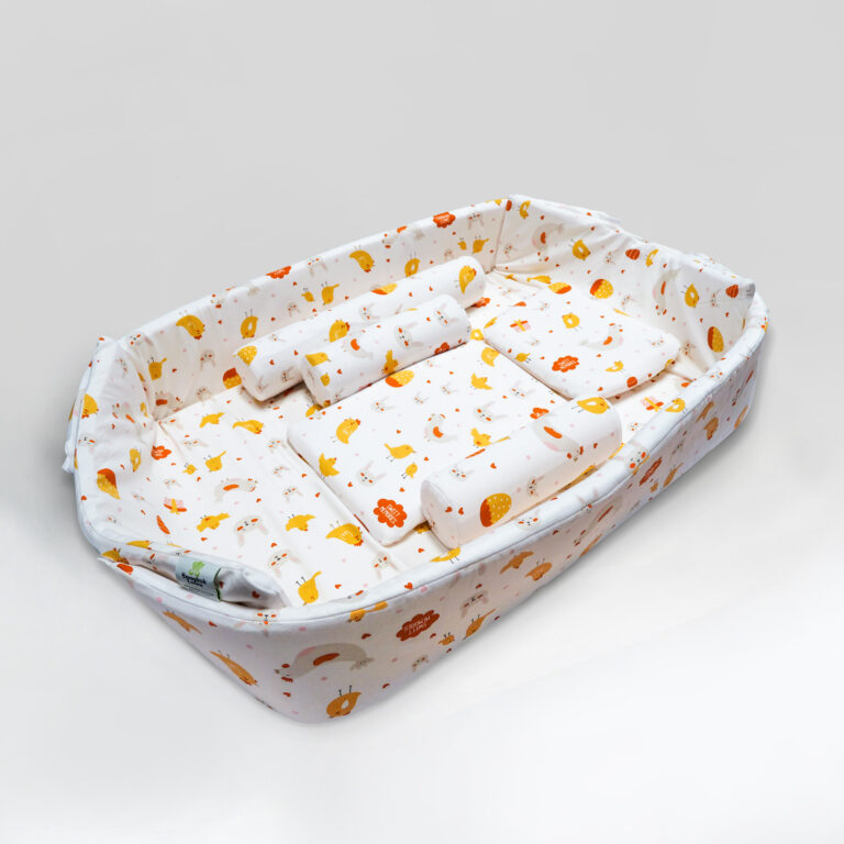 Baby crib set